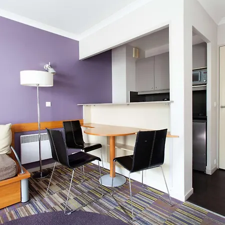 Apartment Bright Apt With Balcony At Buttes Chaumont Paris